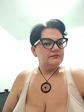 Madisonpalacio online show from 07/04/26, 04:46