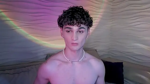 adam 21cm   online show from 02/09/25, 08:13