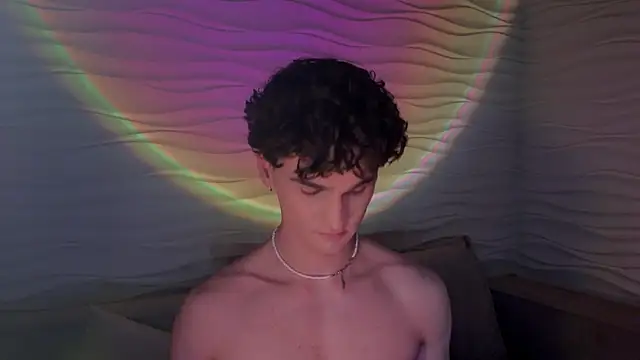 adam 21cm   online show from 02/23/25, 10:42