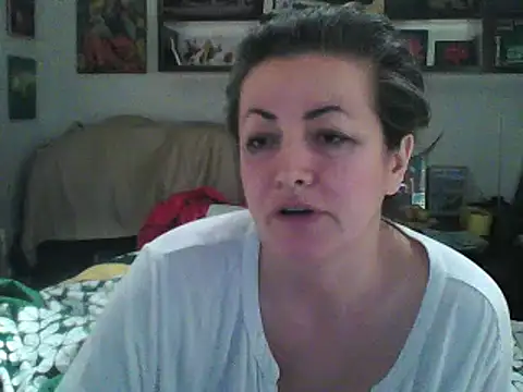 Snapshot of MariaAnaSunshine chatting on 03/04/25, 10:38 MariaAnaSunshine online show from 03/04/25, 10:38