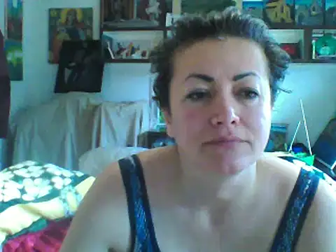 Snapshot of MariaAnaSunshine chatting on 03/11/25, 10:18 MariaAnaSunshine online show from 03/11/25, 10:18