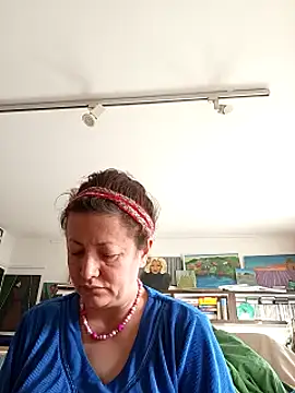 Snapshot of MariaAnaSunshine chatting on 10/01/25, 08:20 MariaAnaSunshine online show from 10/01/25, 08:20