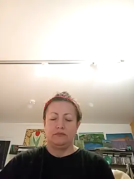 Snapshot of MariaAnaSunshine chatting on 10/01/25, 08:26 MariaAnaSunshine online show from 10/01/25, 08:26