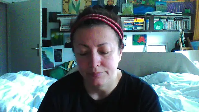 Snapshot of MariaAnaSunshine chatting on 10/06/25, 09:40 MariaAnaSunshine online show from 10/06/25, 09:40