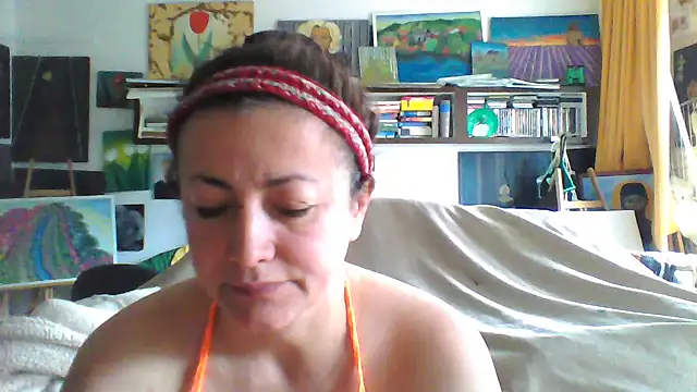 Snapshot of MariaAnaSunshine chatting on 10/09/25, 08:12 MariaAnaSunshine online show from 10/09/25, 08:12
