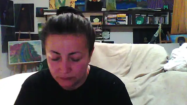 Snapshot of MariaAnaSunshine chatting on 10/16/25, 08:43 MariaAnaSunshine online show from 10/16/25, 08:43
