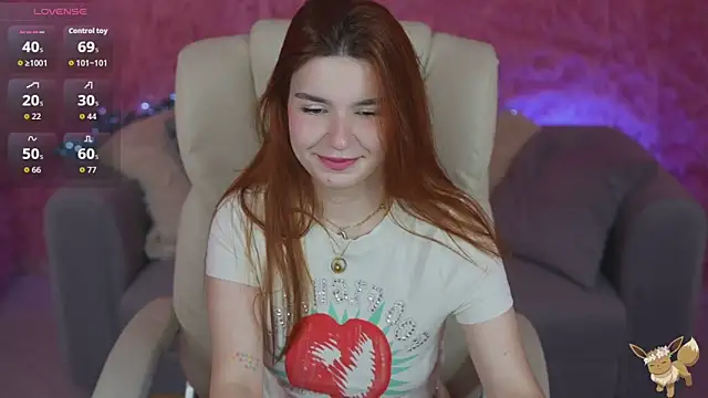 RedShinee online show from 12/17/25, 07:14