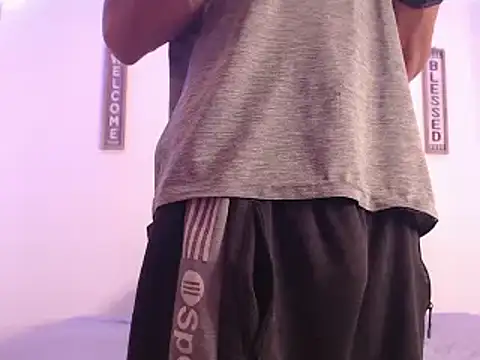 Snapshot of harrytomson_1 chatting on 12/28/24, 04:51 harrytomson 1 online show from 12/28/24, 04:51