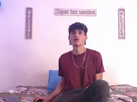 Snapshot of harrytomson_1 chatting on 01/11/25, 07:59 harrytomson 1 online show from 01/11/25, 07:59