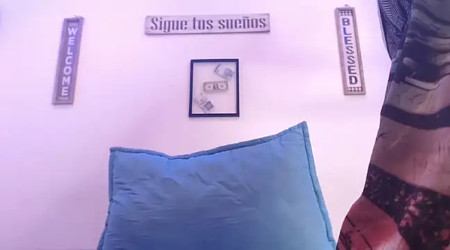 Snapshot of harrytomson_1 chatting on 02/24/25, 05:54 harrytomson 1 online show from 02/24/25, 05:54