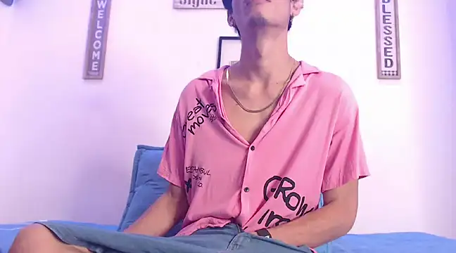 Snapshot of harrytomson_1 chatting on 03/06/25, 07:47 harrytomson 1 online show from 03/06/25, 07:47