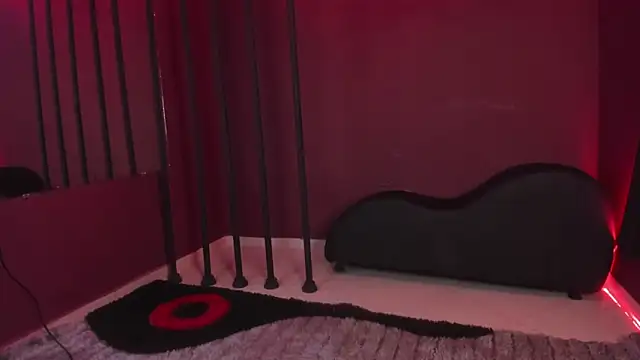 zoe roux21 online show from 03/12/25, 11:53