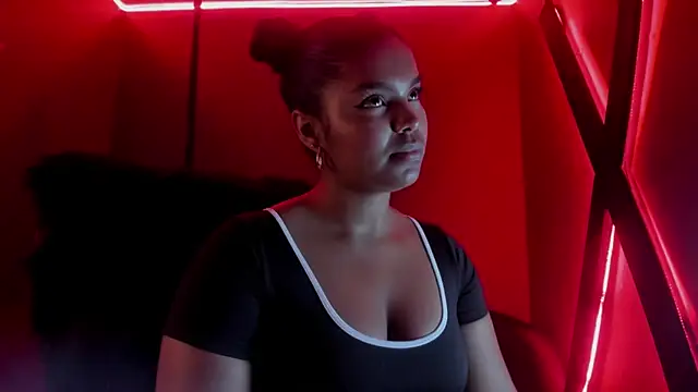 zoe roux21 online show from 10/17/25, 01:09