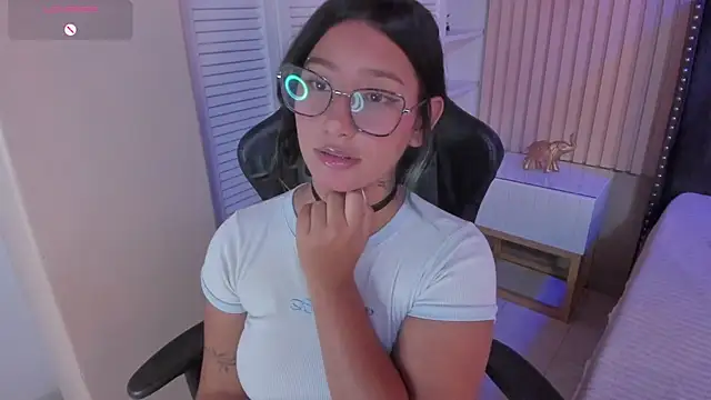 Yazmin rouse online show from 03/19/25, 05:39