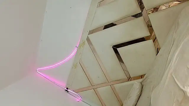 Snapshot of vahileht_smith chatting on 02/18/25, 07:54 vahileht smith online show from 02/18/25, 07:54