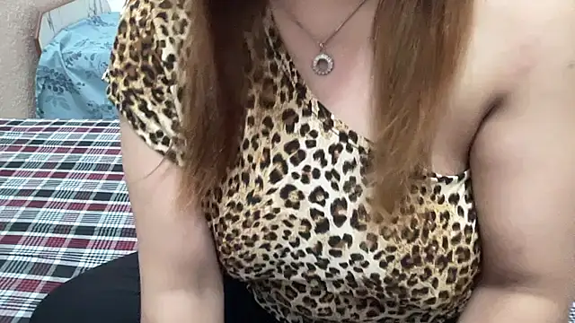 Snapshot of sassypooja chatting on 05/11/26, 04:15 sassypooja online show from 05/11/26, 04:15