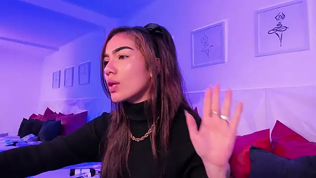 scarlet castro online show from 04/16/26, 04:41