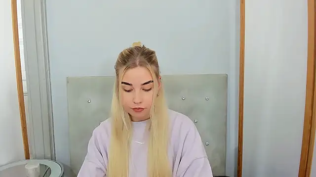 KristyHoney online show from 03/17/25, 09:55