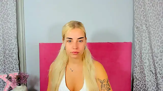 KristyHoney online show from 10/10/25, 05:17