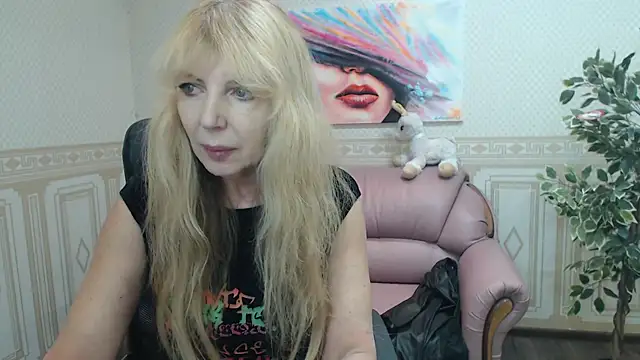 Anna Diax online show from 02/20/25, 12:57