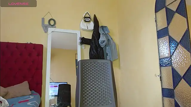 cristinamontiel online show from 03/01/25, 03:05