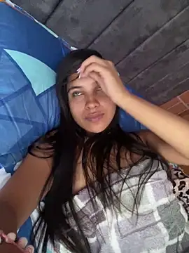 Snapshot of RoxyRoss_ chatting on 02/26/25, 11:52 RoxyRoss online show from 02/26/25, 11:52