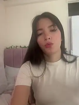 annaharper- online show from 12/15/24, 10:07