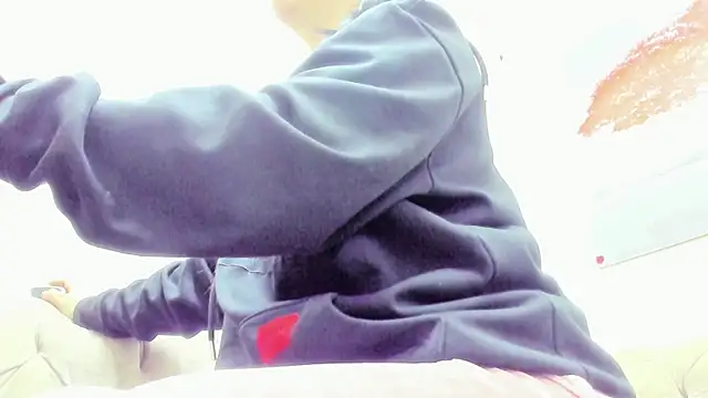 Snapshot of fer_dz chatting on 01/03/25, 11:57 fer dz online show from 01/03/25, 11:57