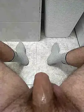 user 662 online show from 03/19/25, 05:39