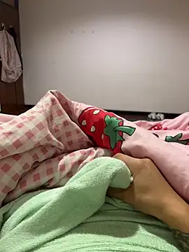 CM100412 online show from 03/18/25, 06:37