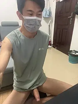 Snapshot of CM100412 chatting on 05/26/26, 11:17 CM100412 online show from 05/26/26, 11:17