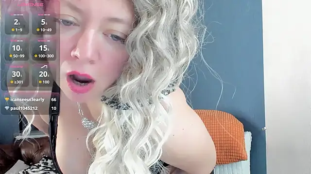 JesiaFoxi online show from 02/17/26, 03:29