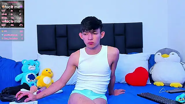Tonny twink  online show from 03/05/25, 06:01