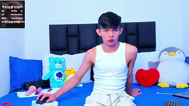 Tonny twink  online show from 03/09/25, 09:57