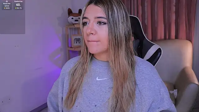 ashleyvalirya online show from 09/12/25, 03:50