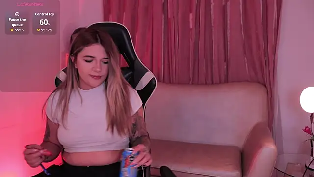 ashleyvalirya online show from 12/23/25, 03:59