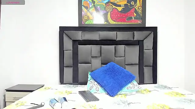 tatiana valencia online show from 01/21/25, 01:00