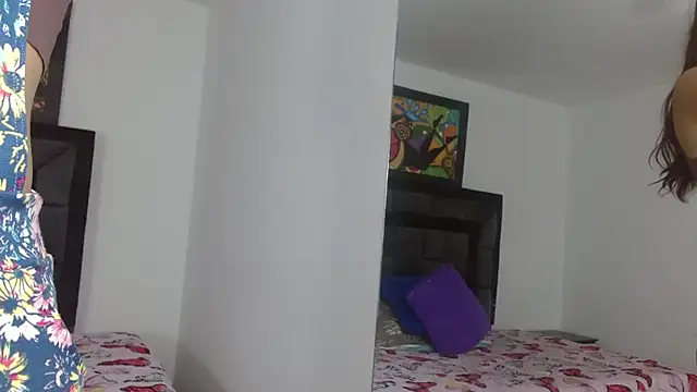 tatiana valencia online show from 02/19/25, 06:43