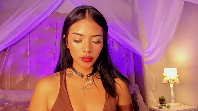 Giovanna oliveira online show from 01/07/25, 01:14