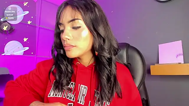 Giovanna oliveira online show from 01/18/25, 08:31