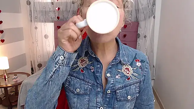 Afrodita sg online show from 03/01/25, 01:40