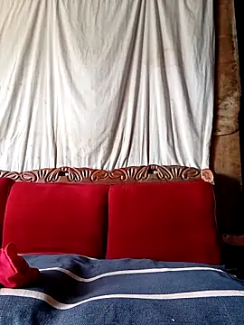 ZIPORA07 online show from 02/03/26, 07:24