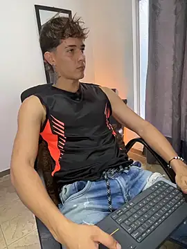 cristofer 988 online show from 03/18/26, 08:34