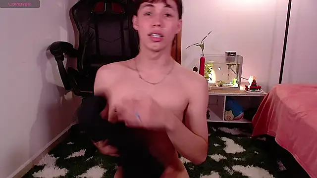 angel bless19 online show from 12/16/24, 10:56