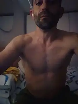 Modelodelsur online show from 05/18/26, 12:51