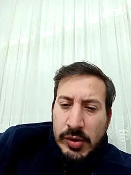 Snapshot of Karizmatikman chatting on 12/22/25, 05:32 Karizmatikman online show from 12/22/25, 05:32