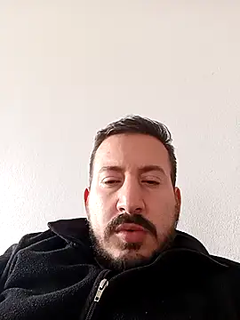 Snapshot of Karizmatikman chatting on 01/17/26, 10:09 Karizmatikman online show from 01/17/26, 10:09