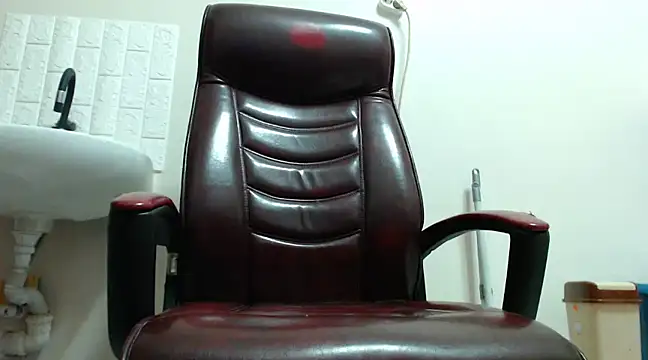 hardbigcock16 online show from 12/21/24, 08:07