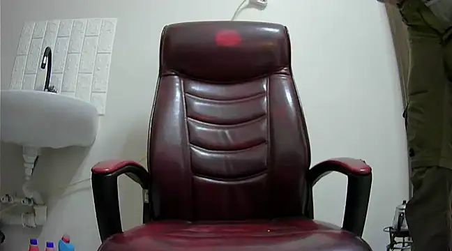 hardbigcock16 online show from 01/13/25, 07:43