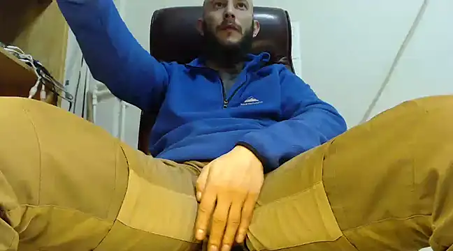 hardbigcock16 online show from 01/20/25, 06:42